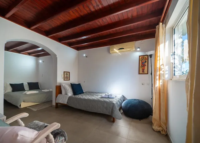 Aelia Filoxenia * أفانتو